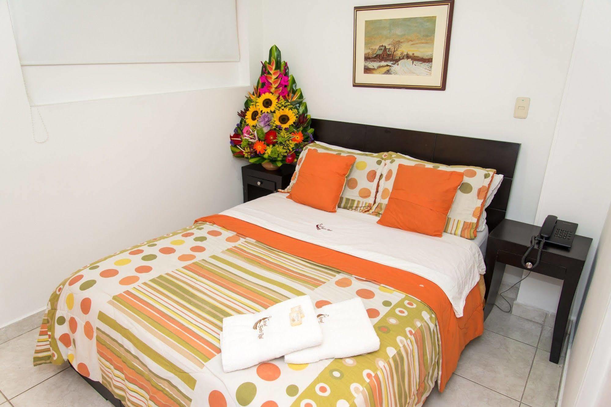 Hotel Fenix Real Bogota Exterior photo