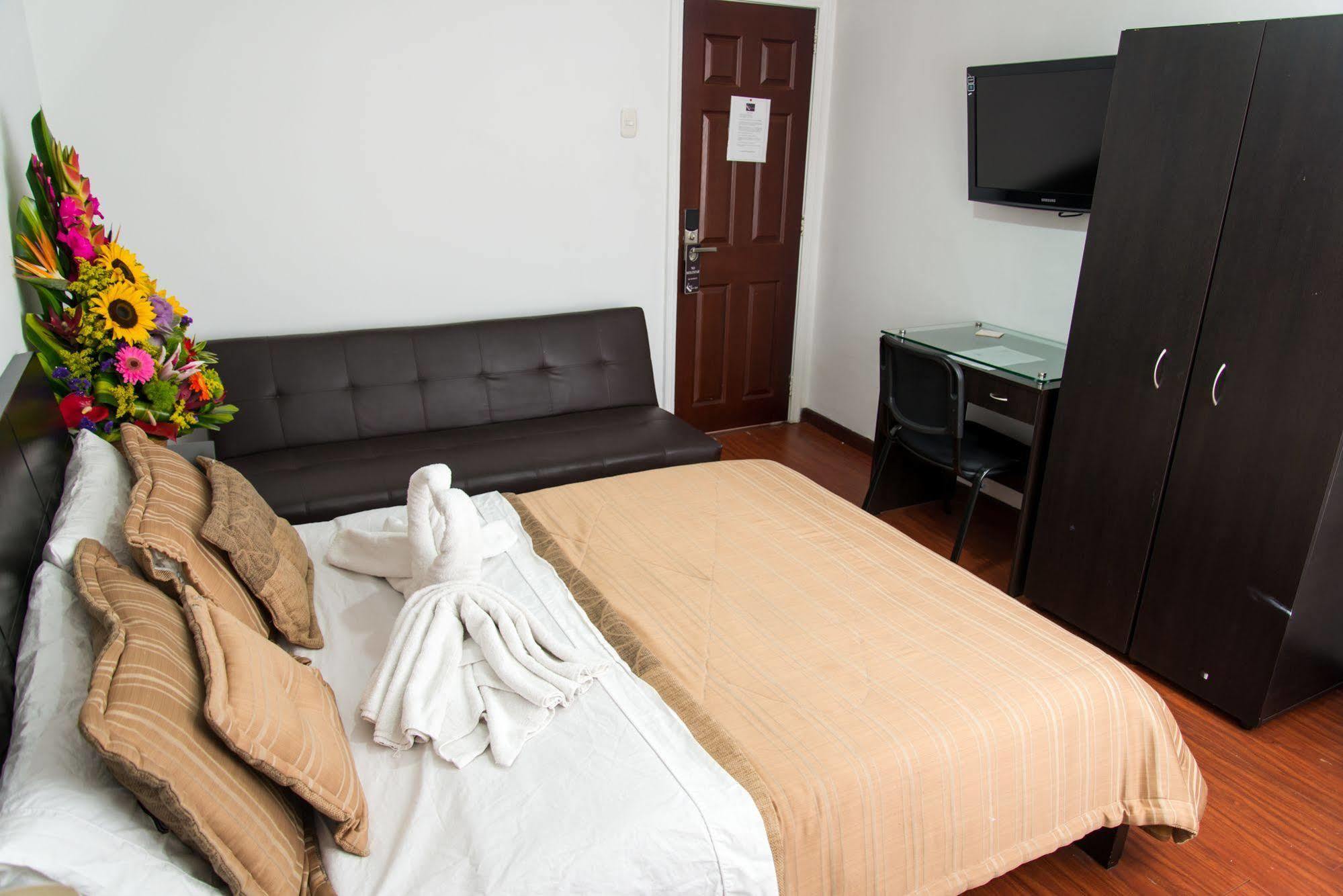 Hotel Fenix Real Bogota Exterior photo